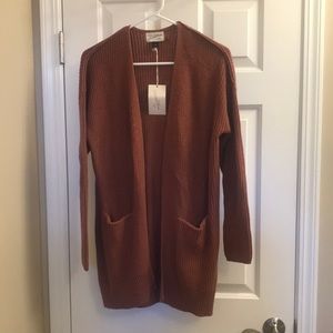 BNWT Target Universal Thread Cardigan Rust Small